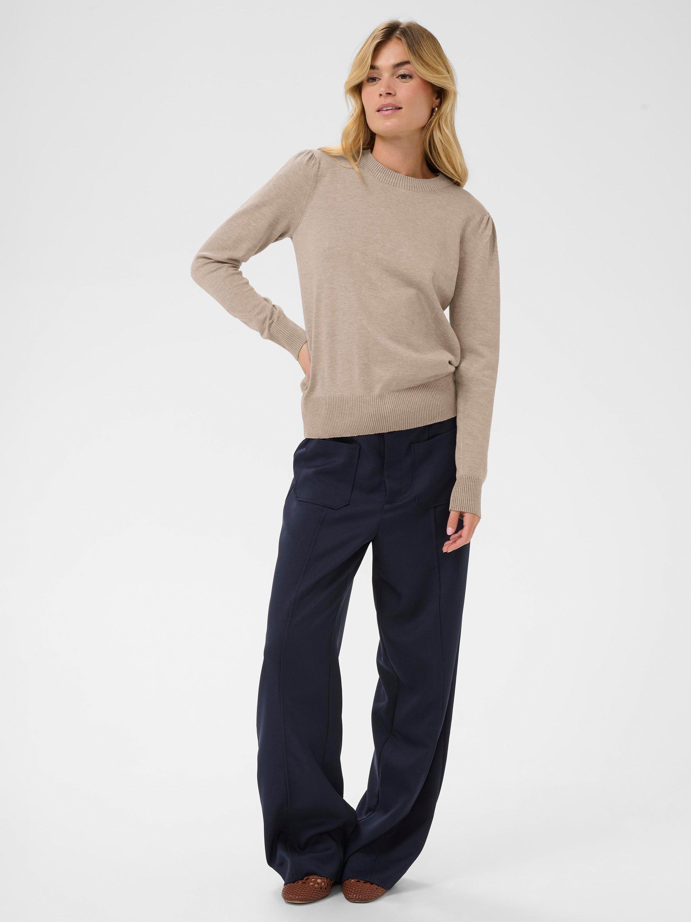 Product image 3 of 11, which shows MilaSZ Pullov-63537 GYMI XS