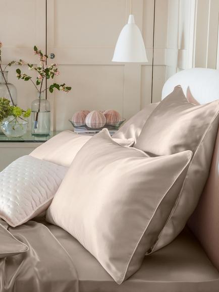 Gingerlily Mulberry Silk Fitted Sheets - view 2, Blush