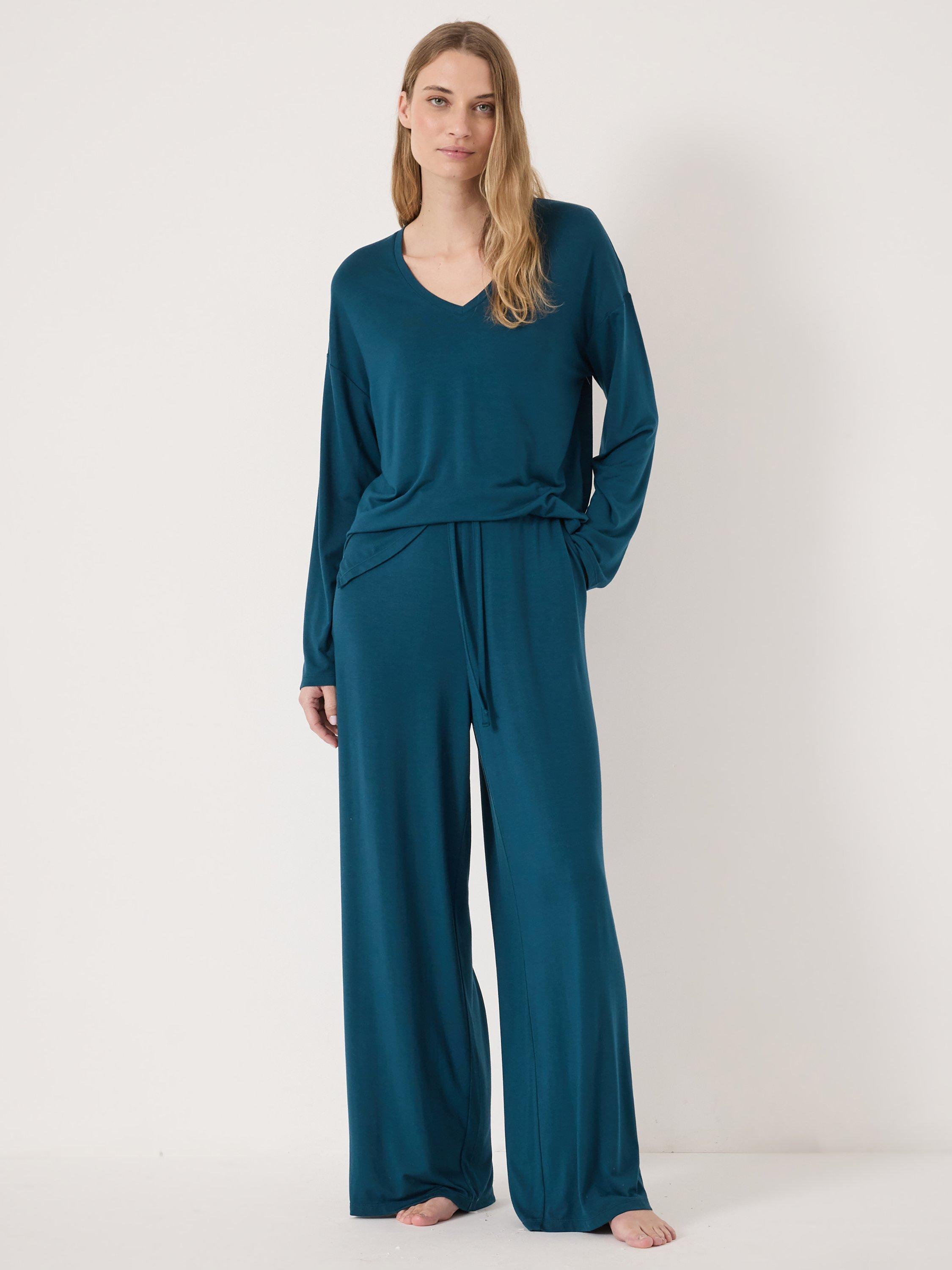 Product image 1 of 4, which shows HUSH Nox Jersey Long Pyjama Set, Teal Blue, L-XL