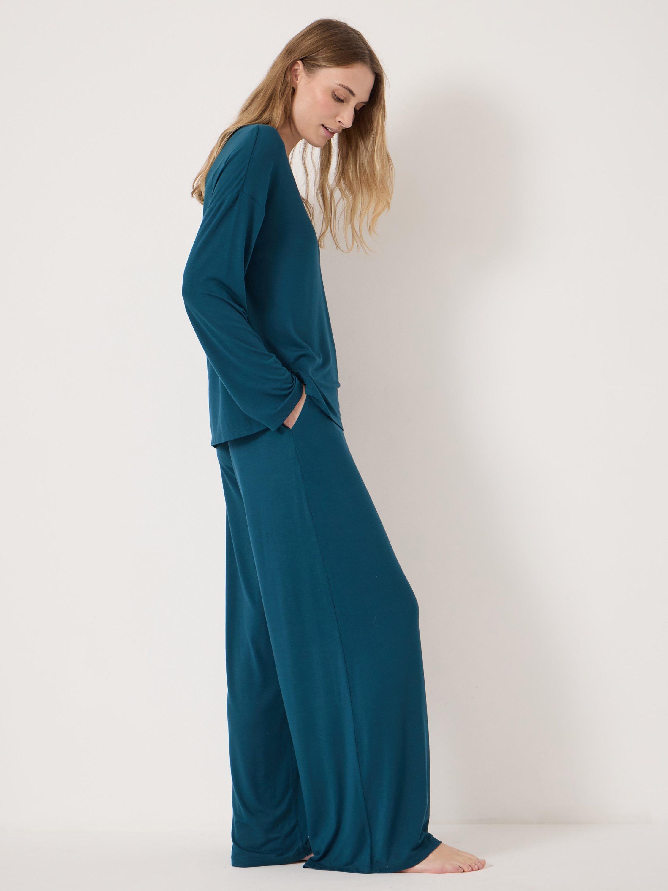 Product image 2 of 4, which shows HUSH Nox Jersey Long Pyjama Set, Teal Blue, L-XL