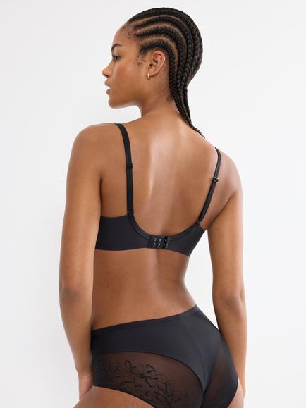 Triumph Comfort Contour Minimiser Bra, Black - view 2, Black