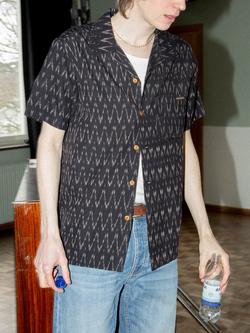 Nudie Jeans Arvid Cotton Hawaii Shirt, Ikat - view 2, Ikat