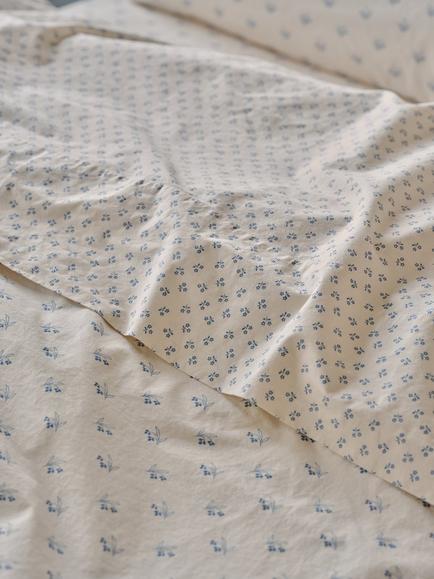Piglet in Bed Martha Washed Cotton Flat Sheet, Cove Blue/Cream