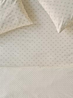 Piglet in Bed Martha Washed Cotton Fitted Sheet, Mellow Green/Cream