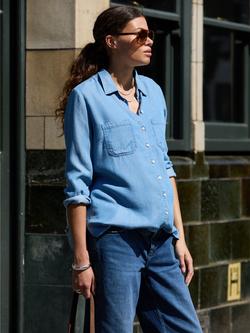 Isabella Oliver Raffa Maternity Shirt containing TENCEL™ Lyocell, Mid Indigo Wash