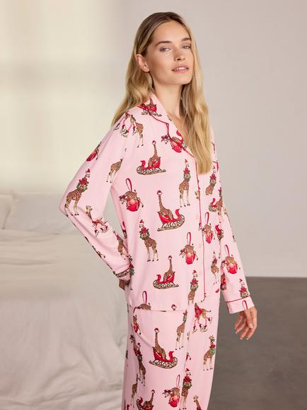 Chelsea Peers Festive Giraffes Button Up Long Pyjama Set, Pink - view 2, Pink