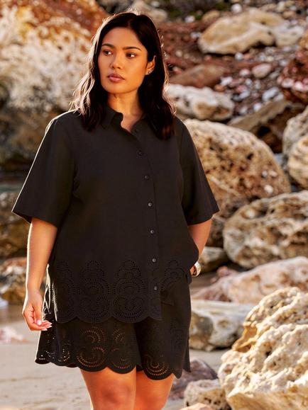 Live Unlimited Curve Linen Blend Broderie Shorts, Black, Black