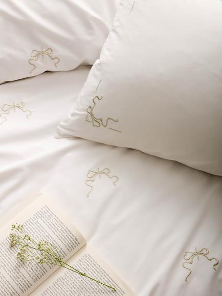 Historic Royal Palaces Bow 200 Thread Count Duvet Cover Set, White - view 2, White