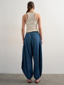 Topshop Mid Rise Denim Balloon Jeans, Mid Blue - view 2, Mid Blue