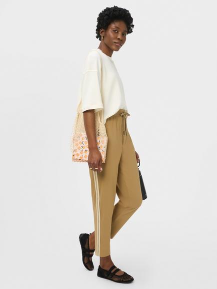 Sweaty Betty Explorer Side Stripe Trousers, Saharabeige - view 2, Saharabeige