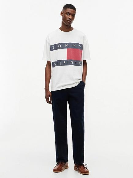 Tommy Hilfiger Cotton Loose Fit Heritage Flag T-Shirt, White - view 2, White