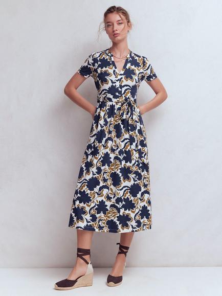 Boden Naomi Floral Print Short Sleeve Jersey Midi Dress containing TENCEL™ Modal, Navy/Multi, Navy/Multi