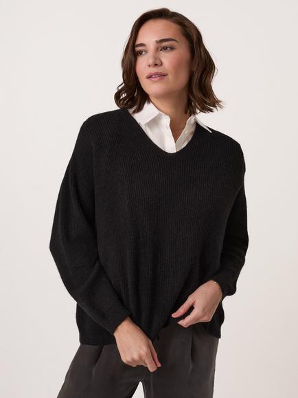 Celtic & Co. V-Neck Ribbed Jumper, Black