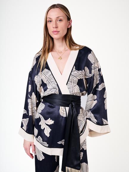 Amanda Wakeley Petra Print Tie Waist Kimono, Black/White - view 2, Black/White