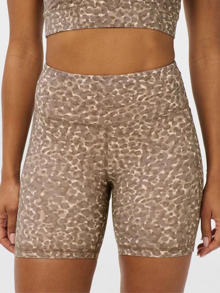 Sweaty Betty Ultimate Studio 6" Yoga Shorts, Beige, Beige