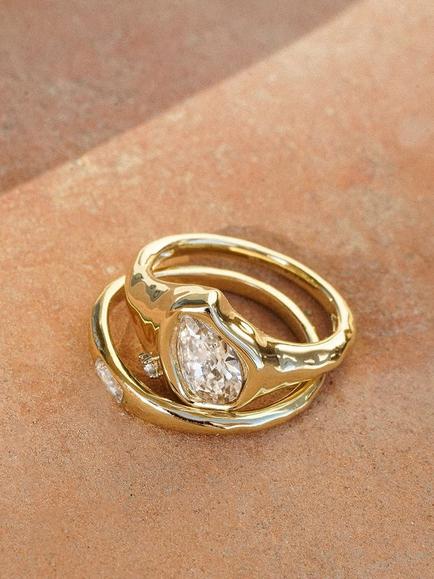 Daisy x Estée Lalonde Sapphire Stacking Ring Set, Gold - view 2, Gold