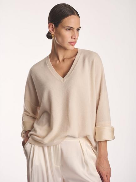 Amanda Wakeley Cashmere V-Neck Silk Cuff Boyfriend Jumper, Oatmeal - view 2, Oatmeal