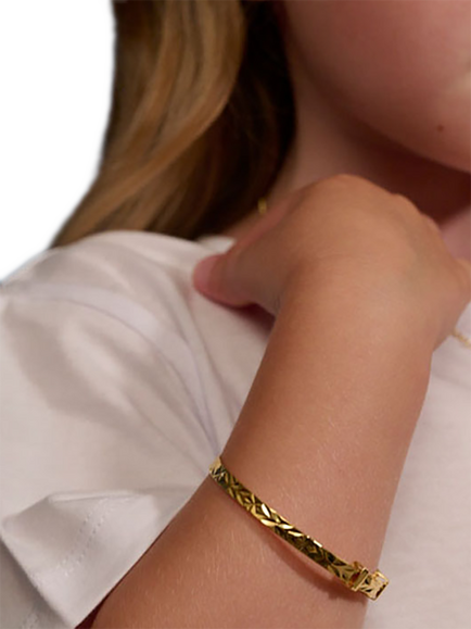 Little Star Baby Inaya Diamond-Cut Bangle, Gold - view 2, Gold