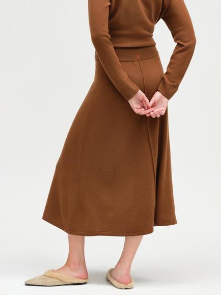Chinti & Parker Wool-Cashmere Midi Skirt - view 2, Toffee