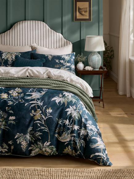 Laura Ashley Attleton Reversible 220 Thread Count Cotton Sateen Duvet Cover Set, Multi, Multi