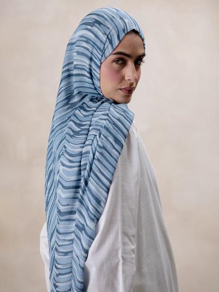Aab Printed Waves Hijab, Blue, Blue Multi