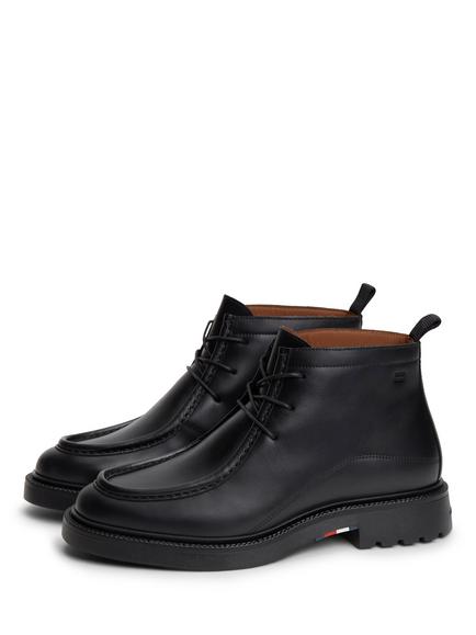 Tommy Hilfiger Leather Moc Toe Lace-Up Chukka Boots, Black - view 2, Black