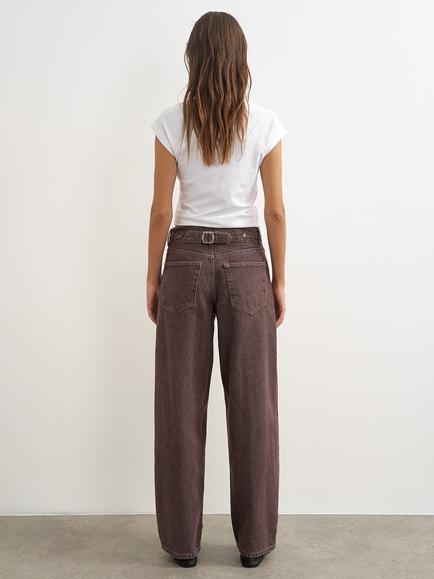 Topshop Cinch Low Rise Relaxed Leg Jeans, Chocolate - view 2, Chocolate