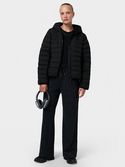 Sweaty Betty Nimbus Lightweight Short Puffer Jacket - view 2, Black