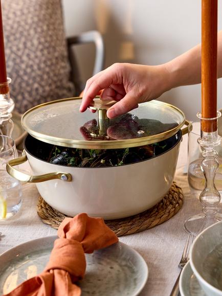 Stellar Cast Light Casserole & Glass Lid - view 2, Clay (cream)