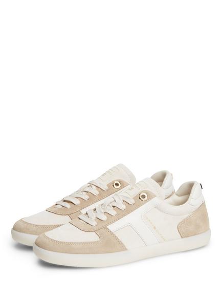 Tommy Hilfiger TH Tribeca Suede Mixed Texture Enamel Flag Trainers - view 2, Cream