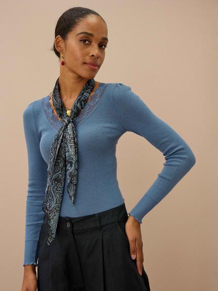 Brora Lace Trim Slim Fit V-Neck T-Shirt - view 2, Myrtle