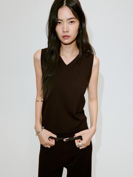 Mango Sleeveless V-Neck Knit Top, Chocolate, Chocolate