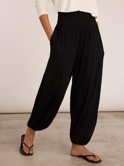 Baukjen Otis Jersey Balloon Trousers, containing LENZING™ ECOVERO™ Viscose, Black, Caviar Black