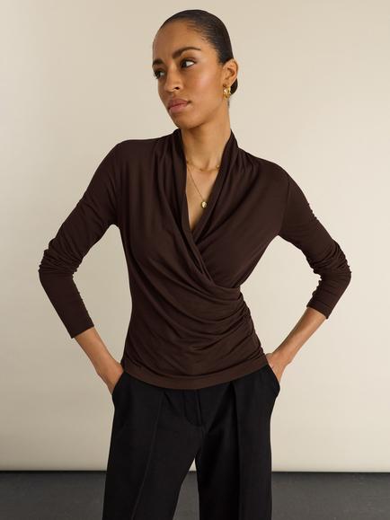Baukjen Gylda Fixed Wrap Lenzing Rich V-Neck T-Shirt, containing LENZING™ ECOVERO™ Viscose, Dark Chocolate, Dark Chocolate