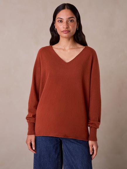 Celtic & Co. Geelong Wool Slouch V-Neck Jumper, Rust