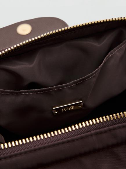 Mango Medium Wash Bag, Chocolate - view 2, Chocolate