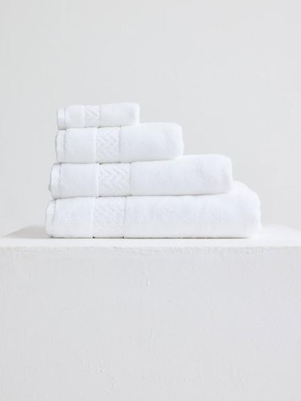Pretty You London Bamboo Towels, White