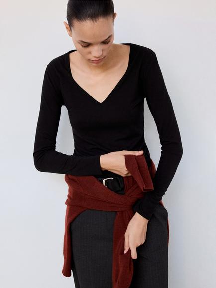 Mango Sculpting V-Neck Long Sleeve Top, Black