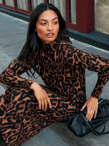 Ro&Zo Petite Cotton Blend Long Sleeve Leopard Print Midi Dress, Multi - view 2, Multi