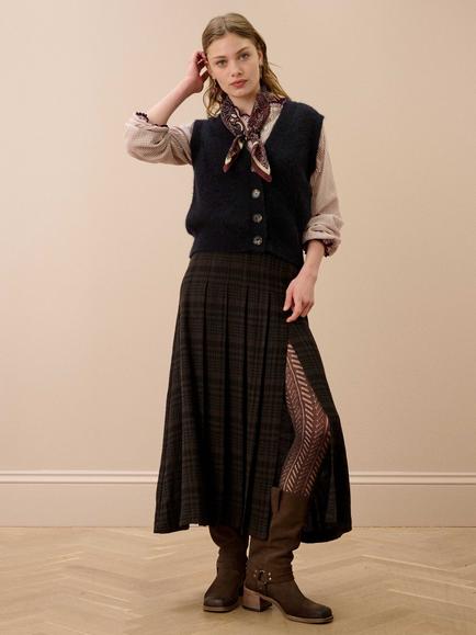 Brora Alpaca Rich Waistcoat - view 2, Ink