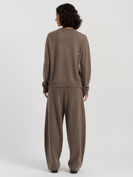 Chinti & Parker Peanuts Snoopy Wool Rich with Cashmere Peeking Pocket Jumper - view 2, Mushroom