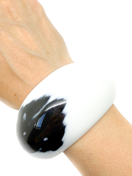 Pre-Loved Hermès Monochrome Cuff - view 2, Monochrome