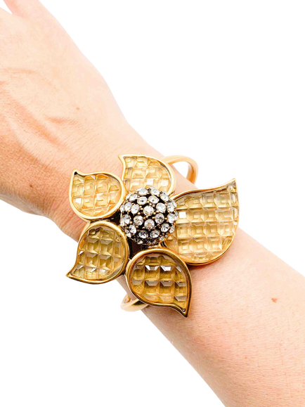 Pre-loved Oscar de la Renta Cuff. Gold - view 2, Gold