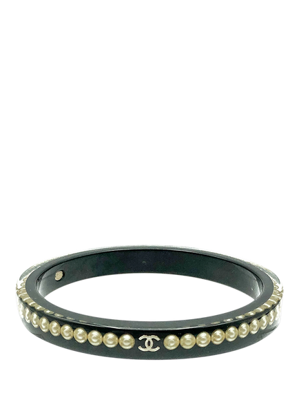 Pre-loved CHANEL Logo Pearl Bangle, Dated 2010, Black