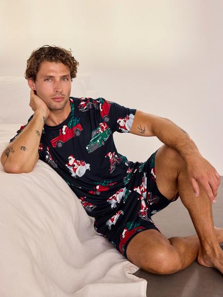 Chelsea Peers Christmas Santa Road Trip Print Short Pyjama Set, Navy/Multi - view 2, Navy/Multi