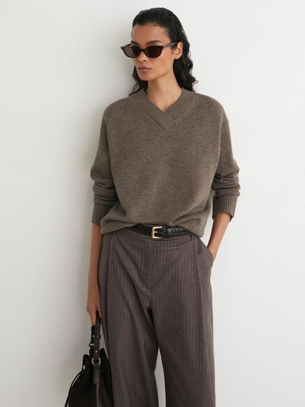 Reiss Mari V-Neck Ribbed Trim Wool and Cashmere Blend Jumper, Dark Neutral