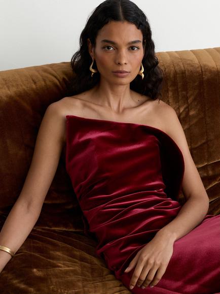 Reiss Dasha Stretch Velvet Strapless Midi Dress, Red - view 2, Red