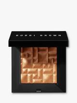 Bobbi Brown Real Nudes Collection Highlighting Powder