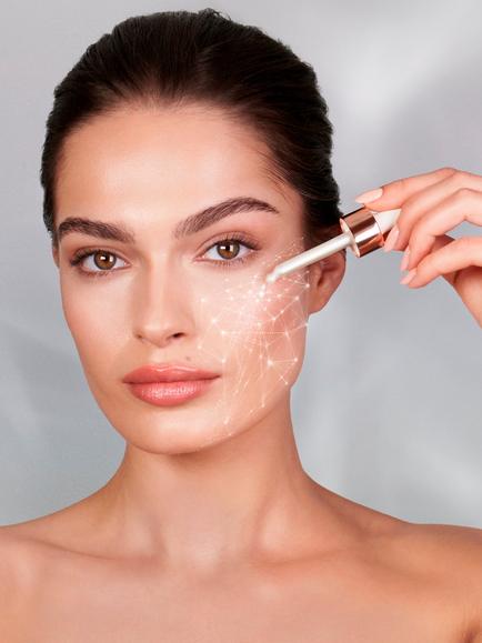 Charlotte Tilbury Magic Serum Crystal Elixir - view 2, 