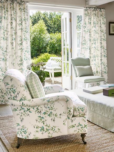 Colefax and Fowler Fuchsia Linen Furnishing Fabric - view 2, Silver/Leaf